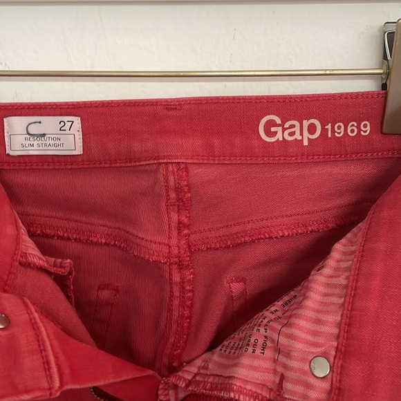 GAP 1969 Resolution Slim Straight Red - Picture 5 of 7